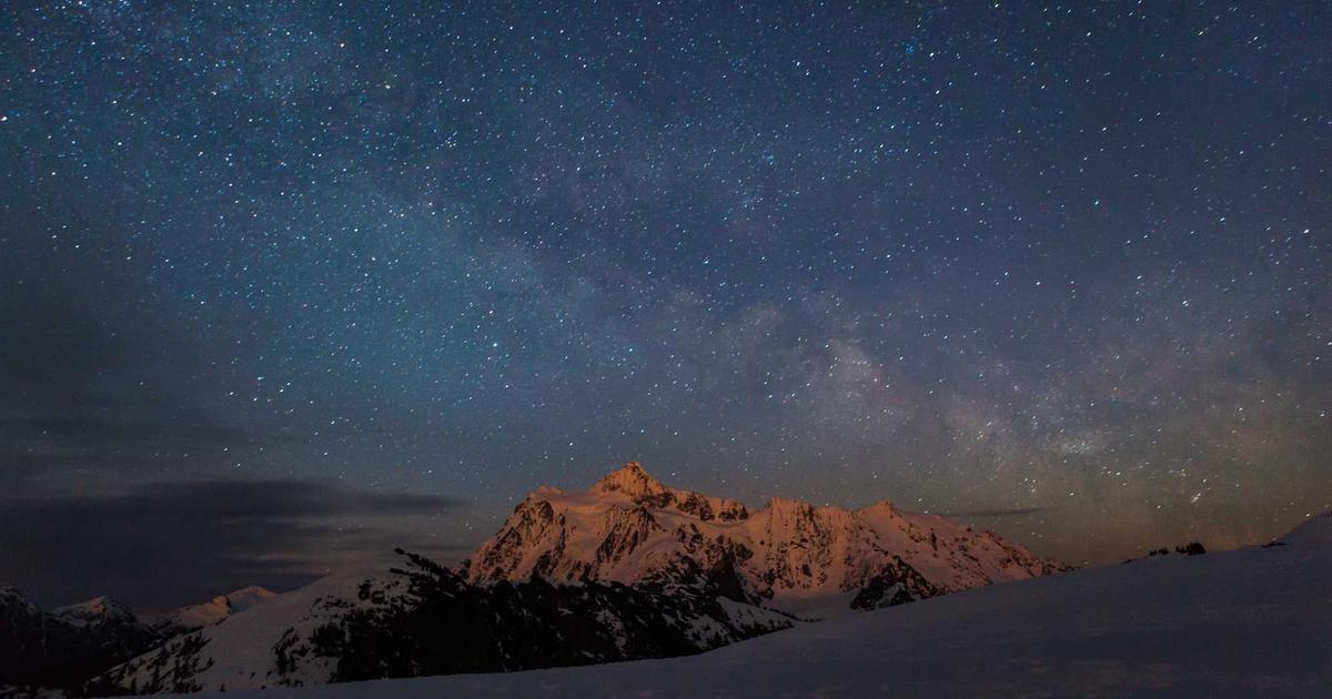 Teaching Students to Evaluate AI-Generated Information