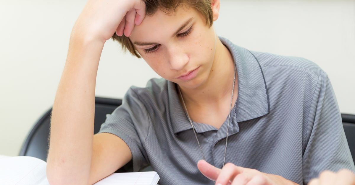 When Students Broadcast Their Learning: What the Podcasting Classroom Tells Us About Voice, Literacy, and Assessment